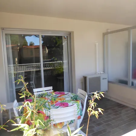 Port 200m Parking Prive Appartement